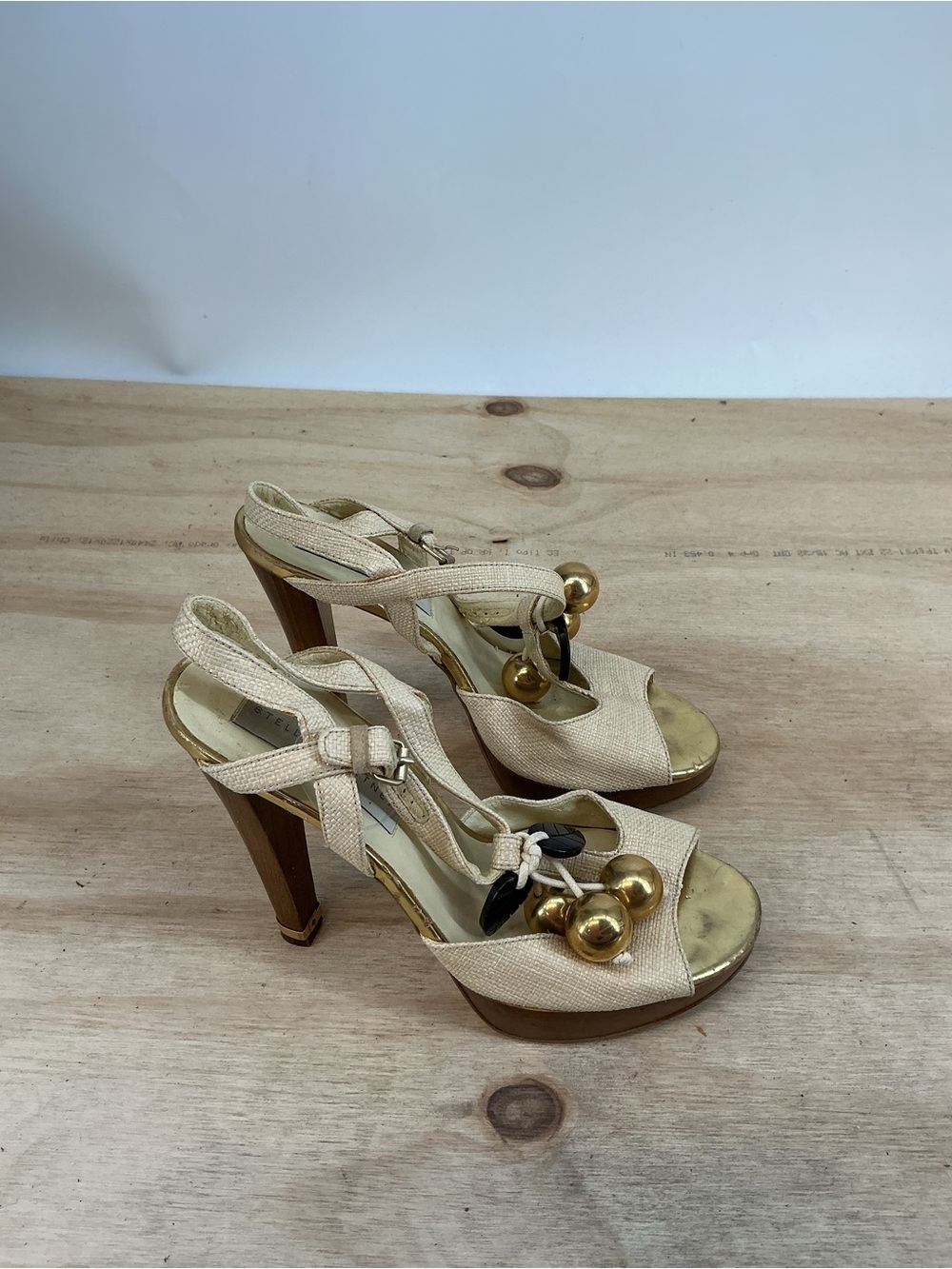 Stella McCartney Beige Platform Peep-Toe Heels with Gold Charm Detail Size 37.5 - Picture 2 of 8